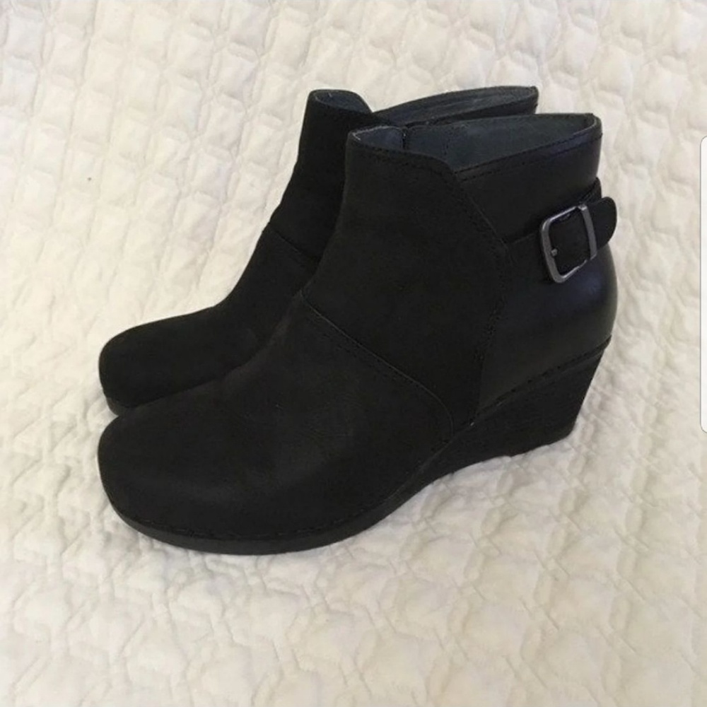 Dansko Wedge Booties!